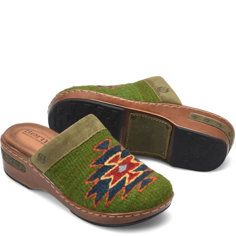 Born Women's Bandy Blanket Clogs - Green Blanket Combo (Green)
