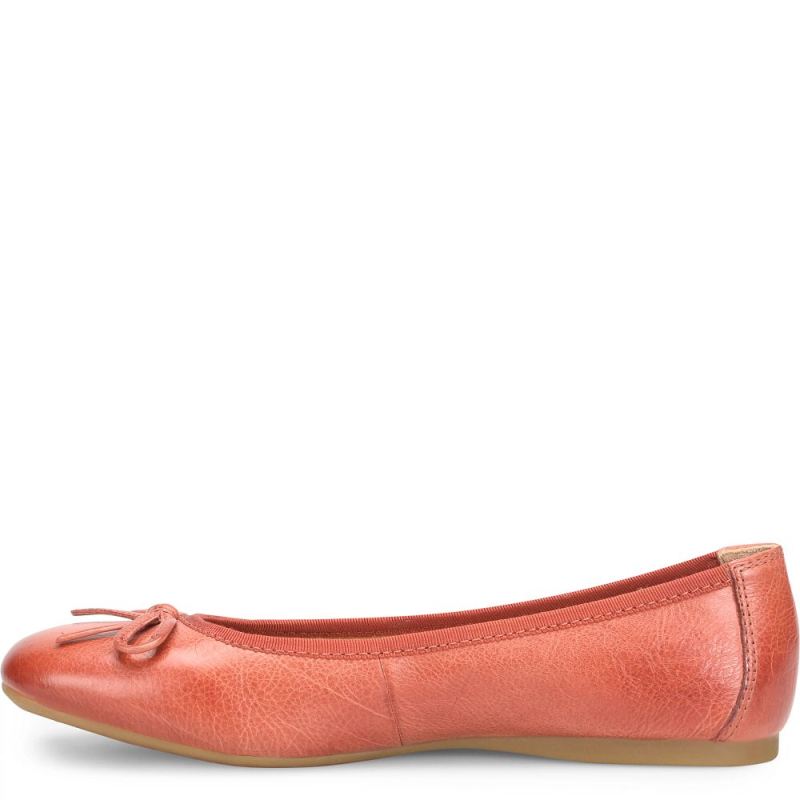 Born Women's Brin Flats - Rust Cayenne (Red) - Click Image to Close