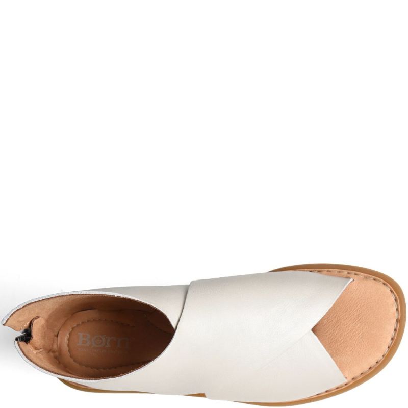 Born Women's Iwa Sandals - Light Gold (Metallic)