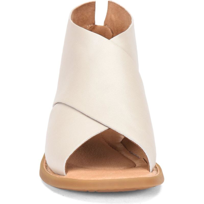 Born Women's Iwa Sandals - Light Gold (Metallic)
