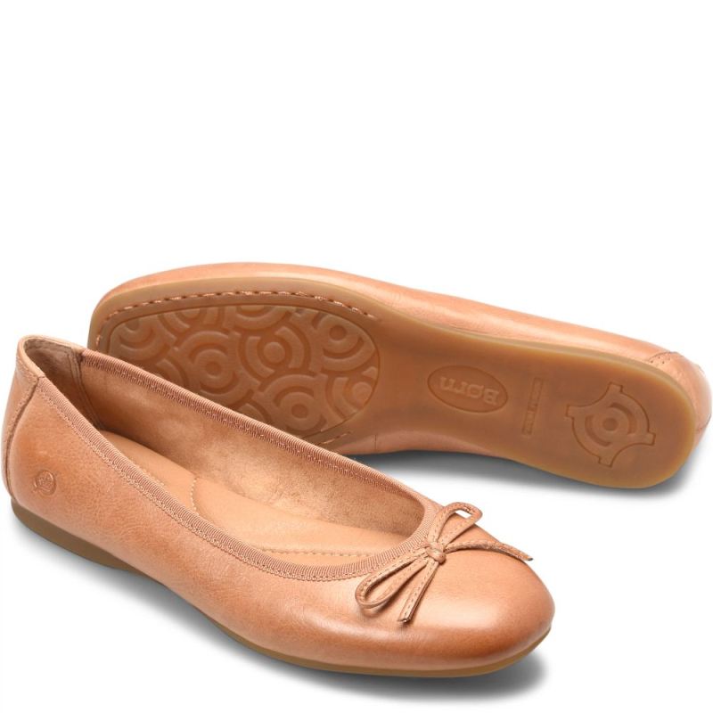 Born Women's Brin Flats - Natural Almond (Tan)